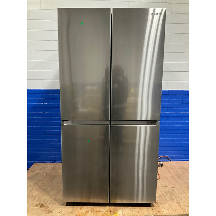 SAMSUNG 29 cu. ft. Smart 4-Door Flex™ Refrigerator with Beverage Center and Dual Ice Maker in Stainless Steel (RF29A9671SR/AA)